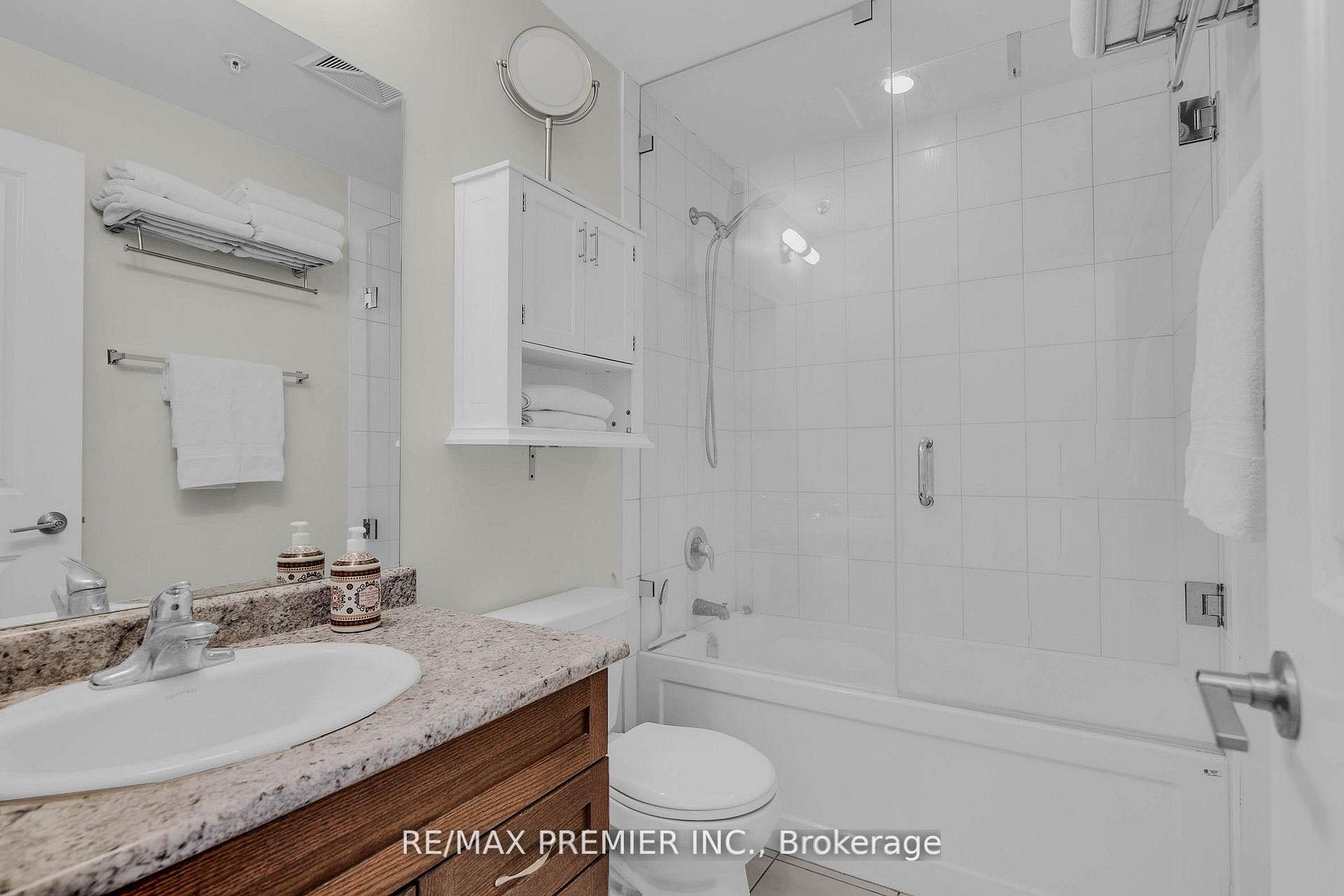 Photo 17 of Unit 110, 299 Cundles Road E, Barrie, Alliance — HOMEH