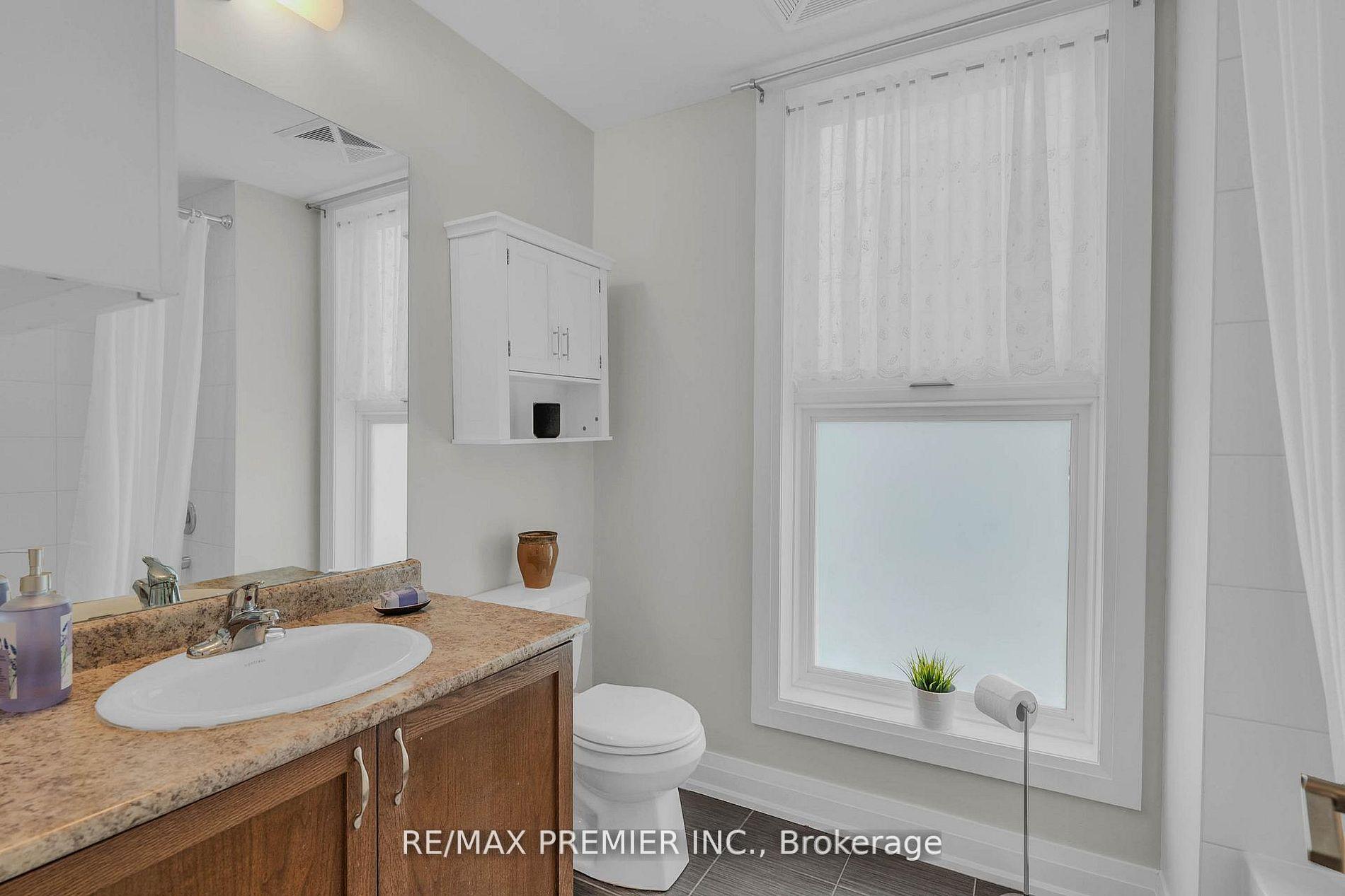 Photo 24 of Unit 110, 299 Cundles Road E, Barrie, Alliance — HOMEH
