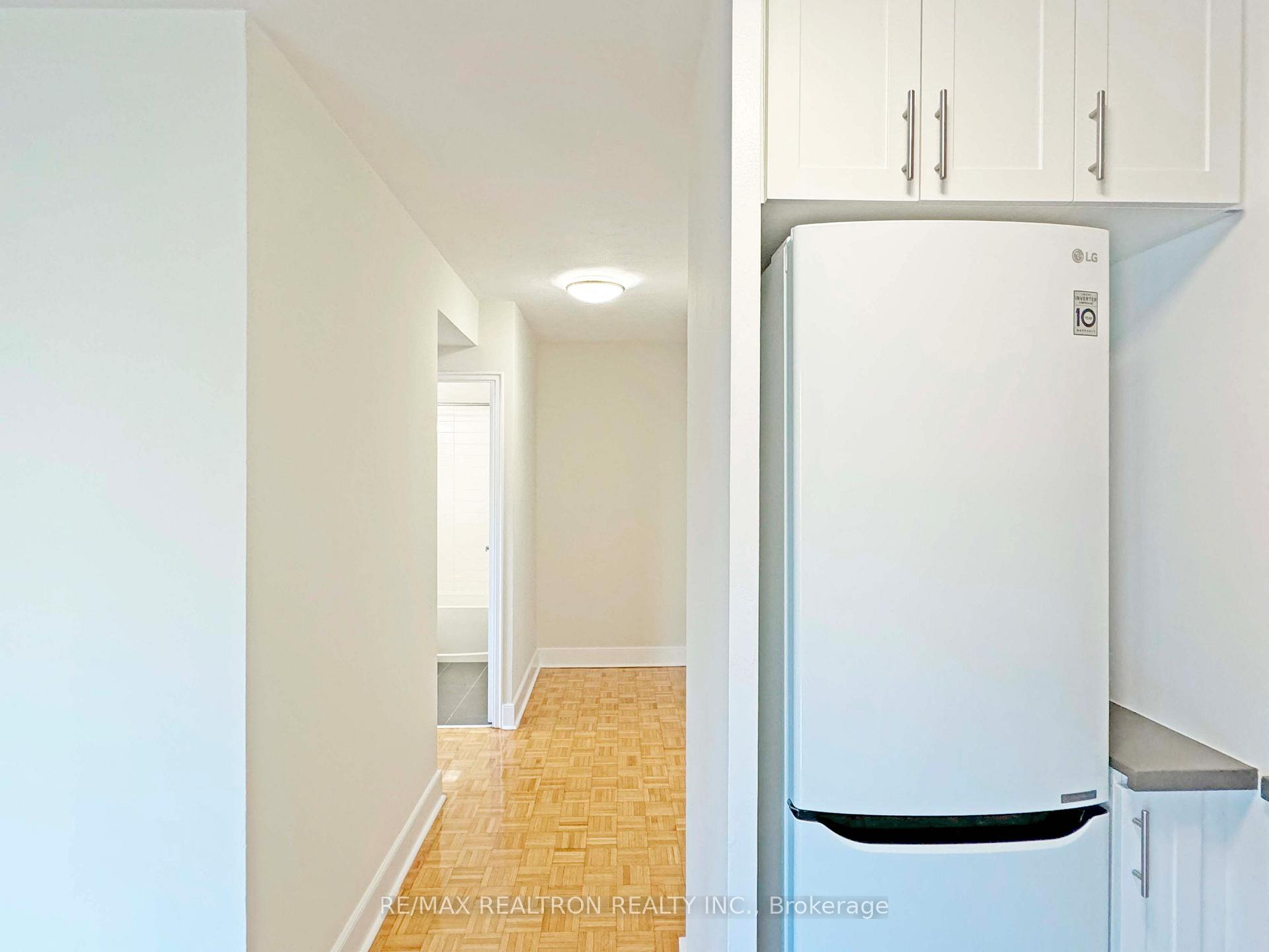 Photo 10 of Unit 401, 485 Huron Street, Toronto, The Annex — HOMEH