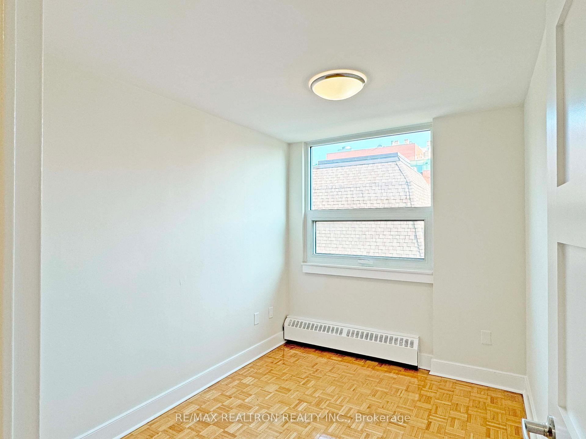 Photo 12 of Unit 401, 485 Huron Street, Toronto, The Annex — HOMEH