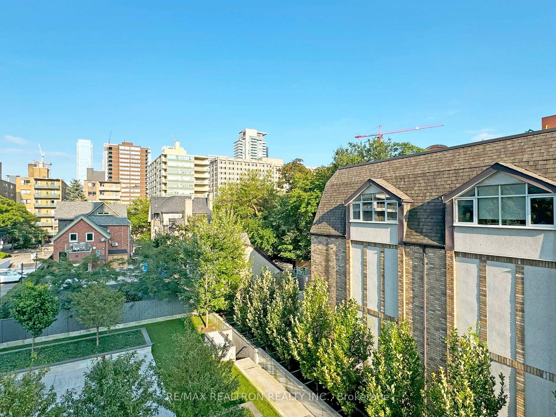 Photo 17 of Unit 401, 485 Huron Street, Toronto, The Annex — HOMEH