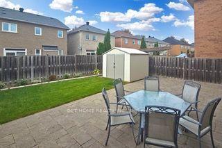 Photo 39 of 48 Goldenwood Crescent, Markham, Greensborough — HOMEH