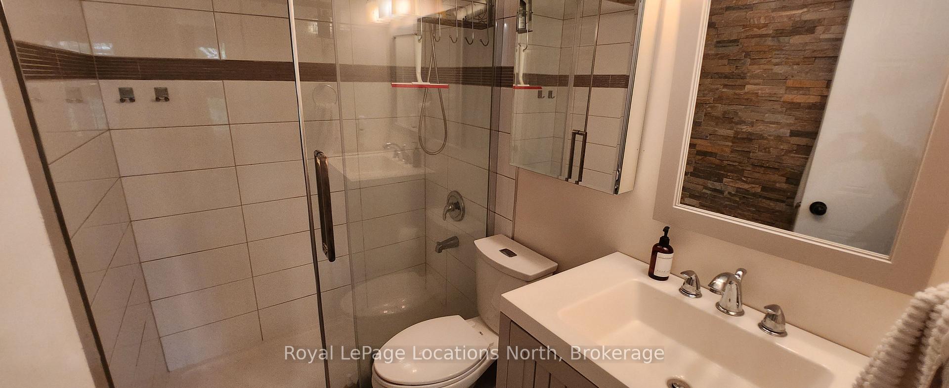 Photo 12 of Unit 4, 107 Ellen Lane, Collingwood — HOMEH