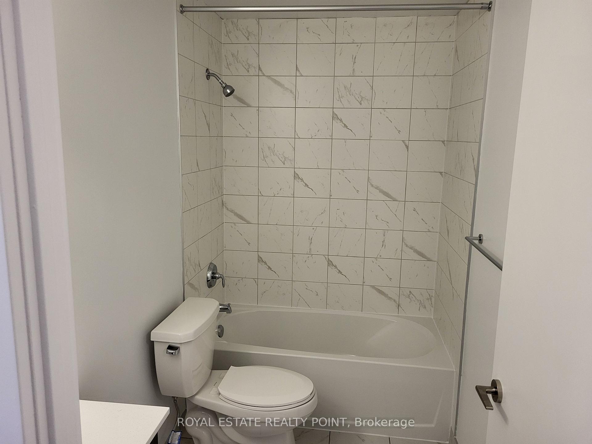 Photo 8 of Unit 2409, 1435 Celebration Drive, Pickering, Bay Ridges — HOMEH