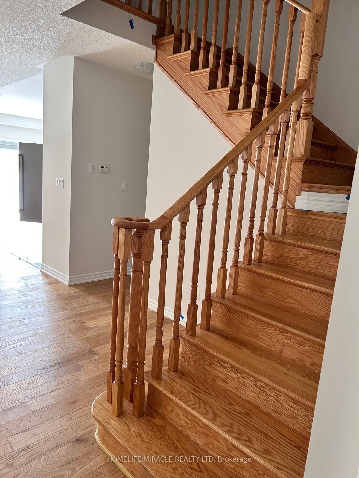 Photo 8 of 239 Palace Street, Thorold, Thorold Downtown — HOMEH