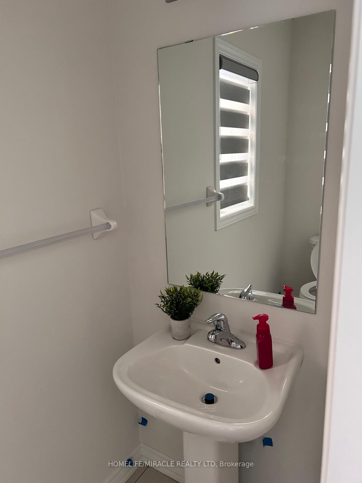 Photo 10 of 239 Palace Street, Thorold, Thorold Downtown — HOMEH