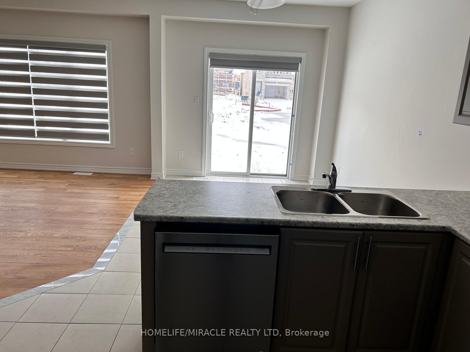 Photo 18 of 239 Palace Street, Thorold, Thorold Downtown — HOMEH
