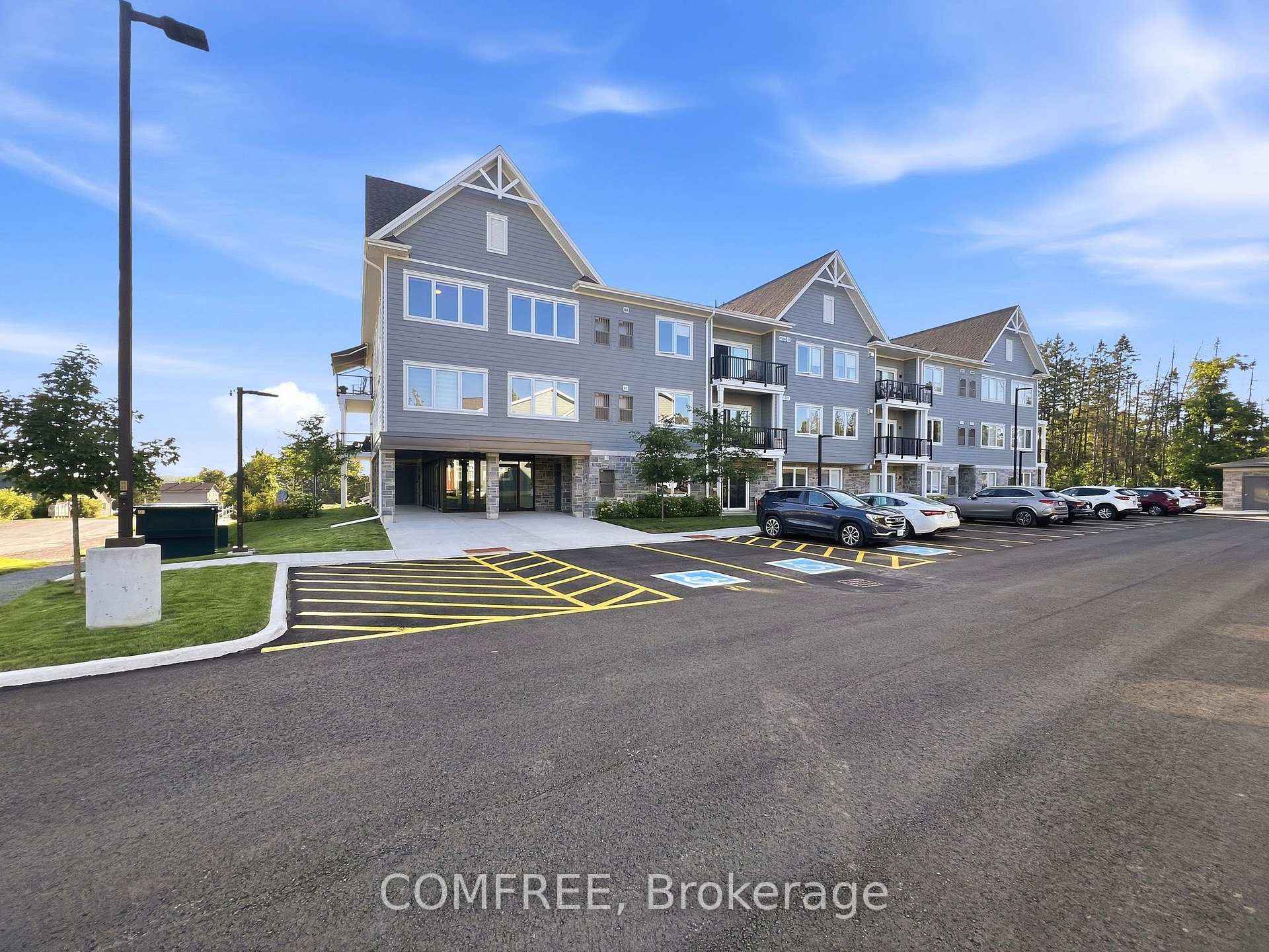 Photo of Unit 301, 19 Hampton Lane