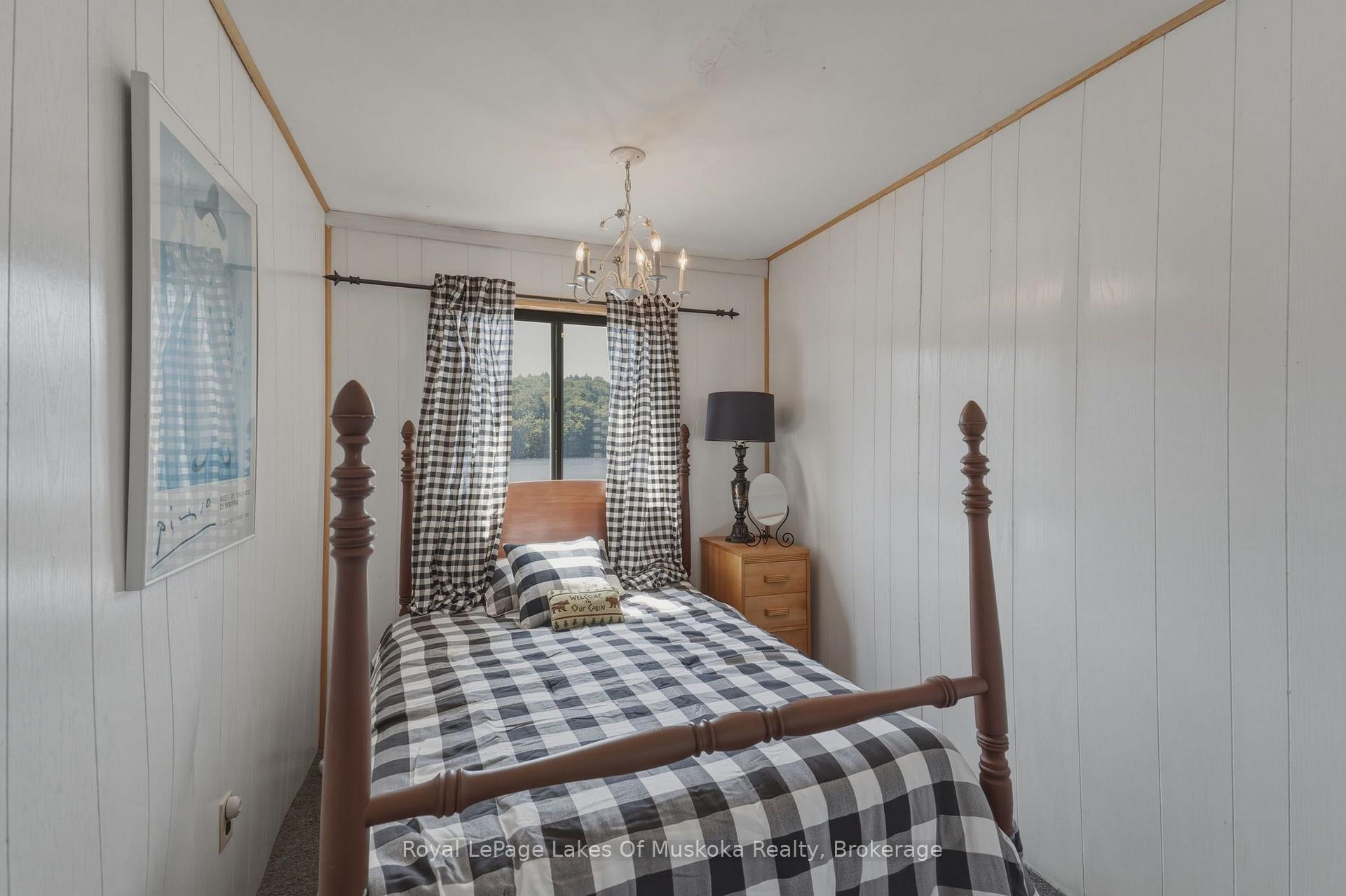 Photo 36 of 1187 Ivy Lane, Algonquin Highlands, McClintock — HOMEH