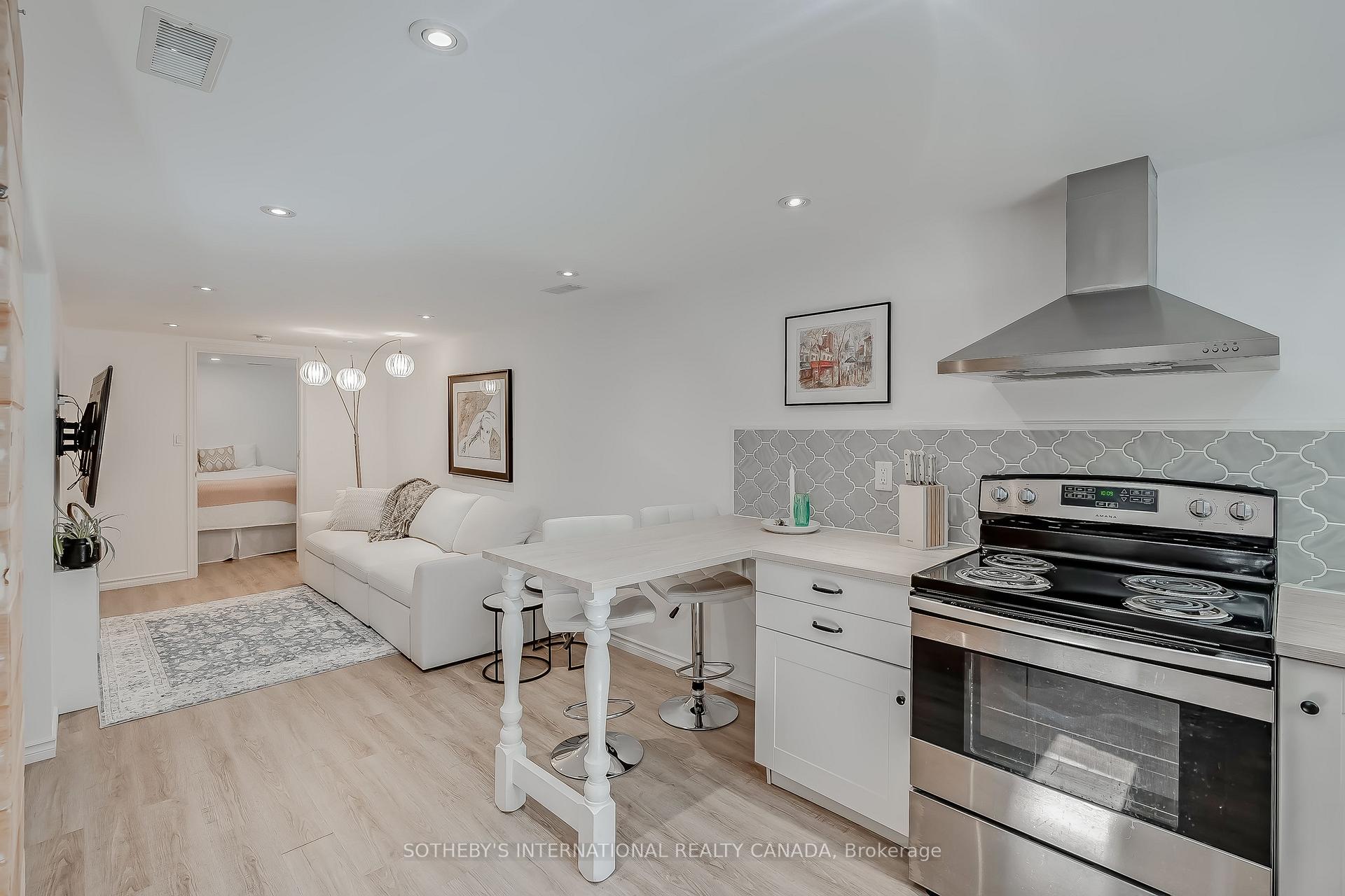 Photo 8 of 12 Peel Street S, Hamilton, Dundas — HOMEH