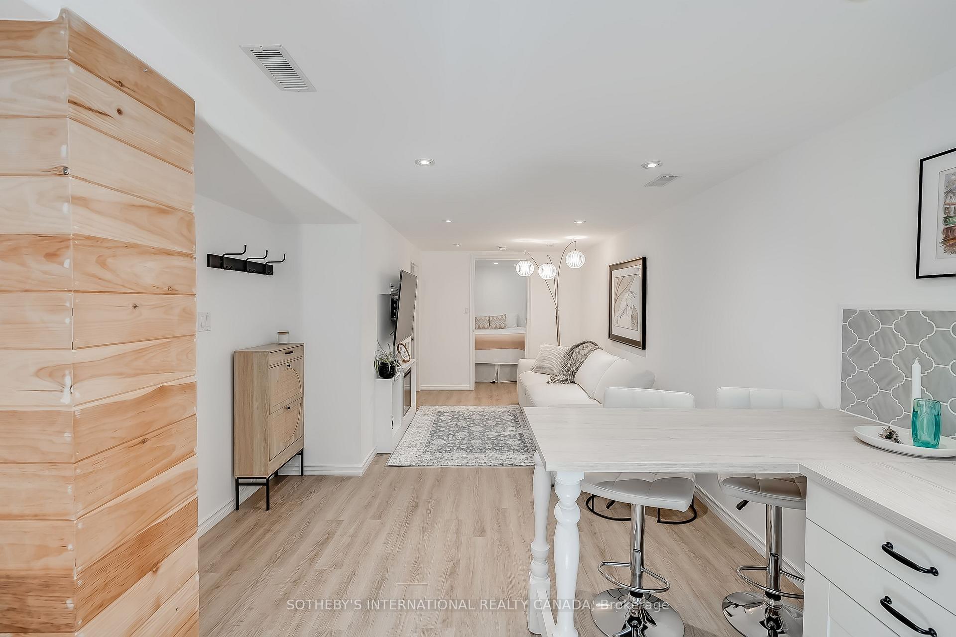 Photo 9 of 12 Peel Street S, Hamilton, Dundas — HOMEH