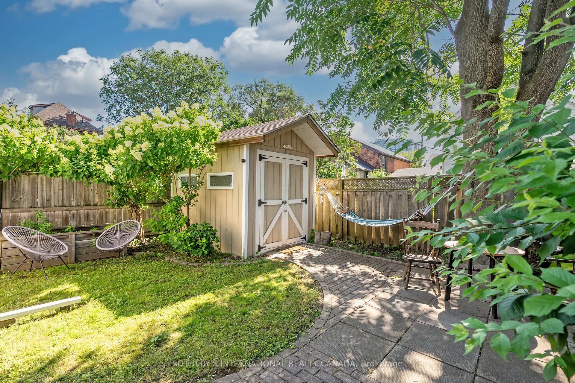 Photo 24 of 12 Peel Street S, Hamilton, Dundas — HOMEH