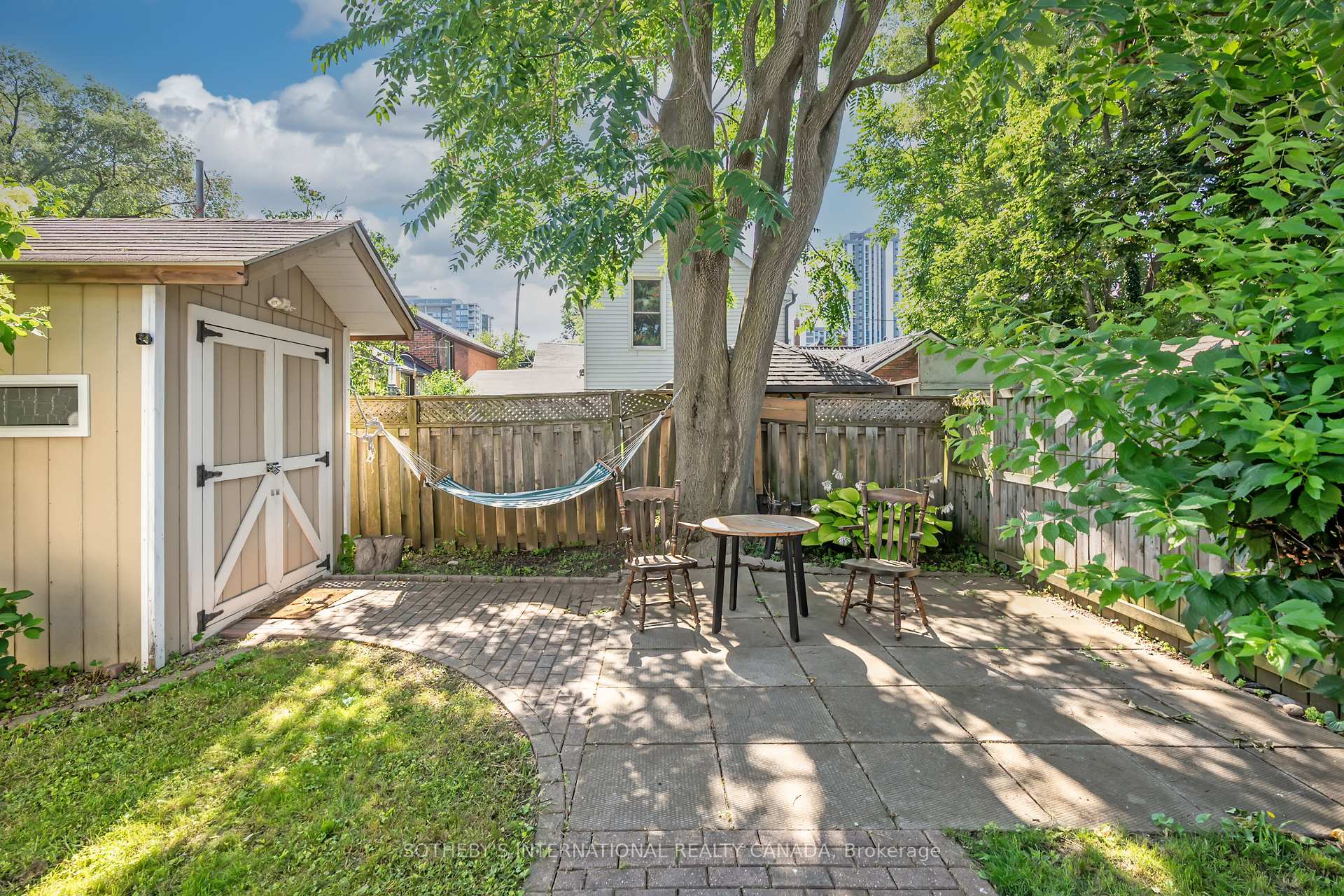 Photo 26 of 12 Peel Street S, Hamilton, Dundas — HOMEH