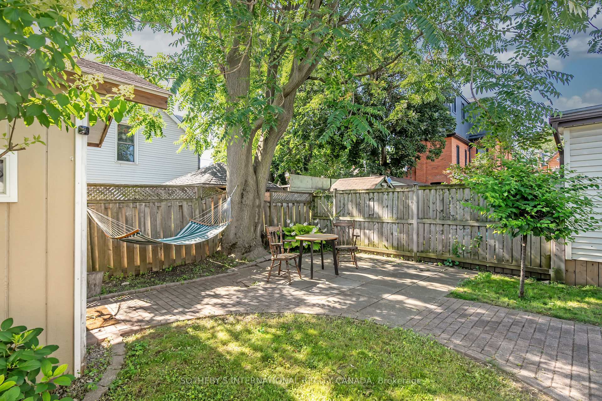 Photo 29 of 12 Peel Street S, Hamilton, Dundas — HOMEH