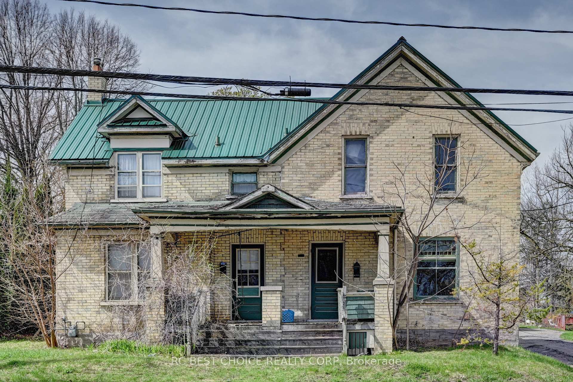 Photo 2 of 263-265 Mill Street, Kitchener, Southdale — HOMEH