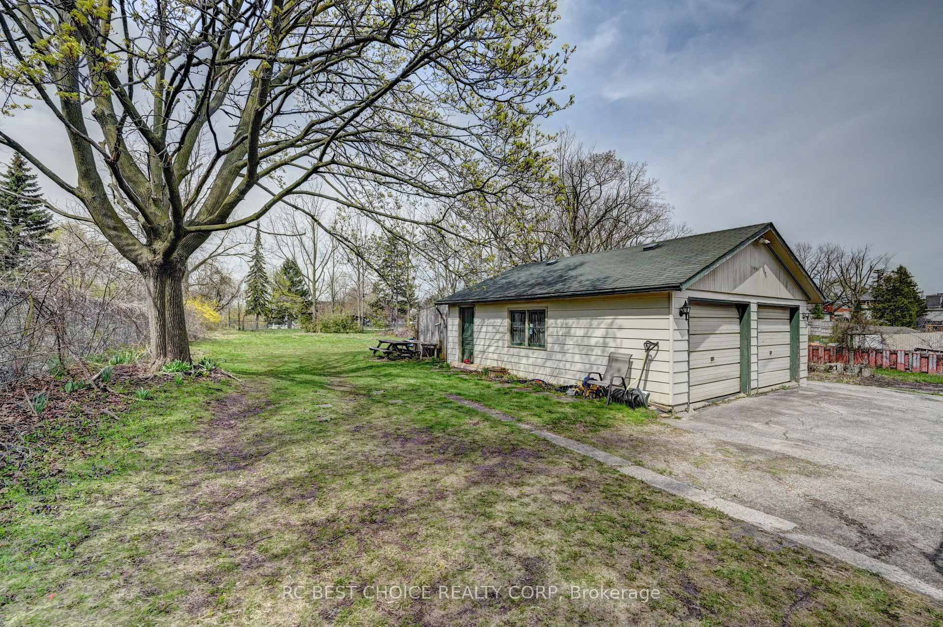Photo 22 of 263-265 Mill Street, Kitchener, Southdale — HOMEH