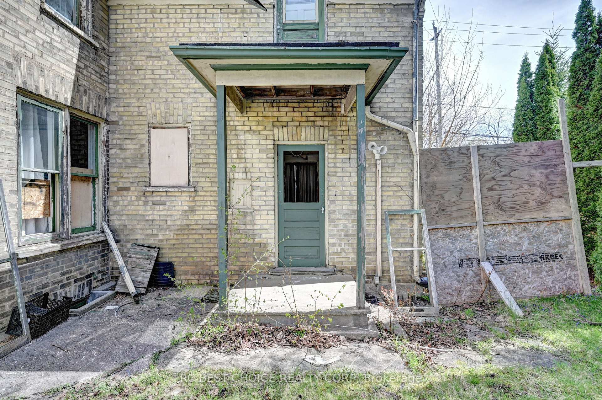 Photo 35 of 263-265 Mill Street, Kitchener, Southdale — HOMEH