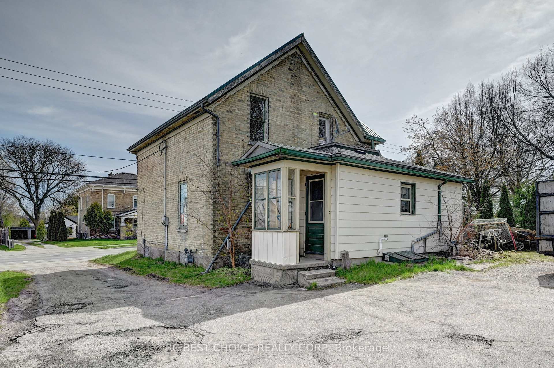 Photo 40 of 263-265 Mill Street, Kitchener, Southdale — HOMEH