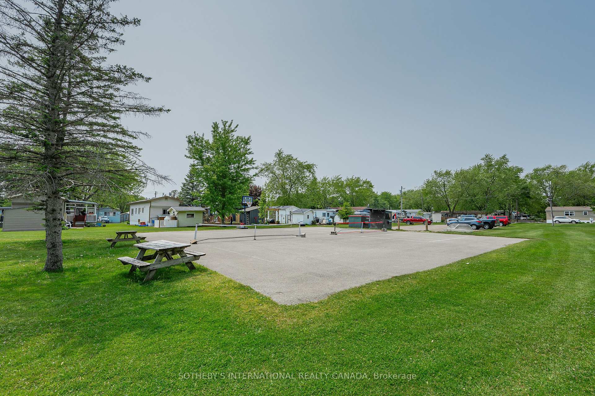 Photo 25 of Unit 215, 580 Beaver Creek Road, Waterloo, Columbia Forest — HOMEH