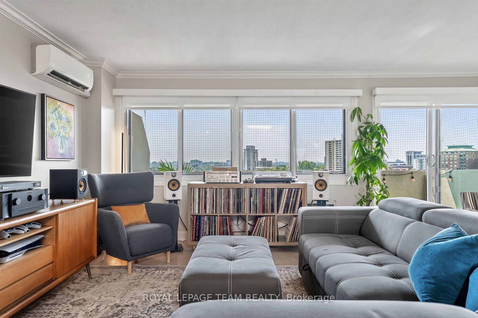Photo 2 of Unit 1710, 40 Landry Street, Ottawa, Vanier — HOMEH