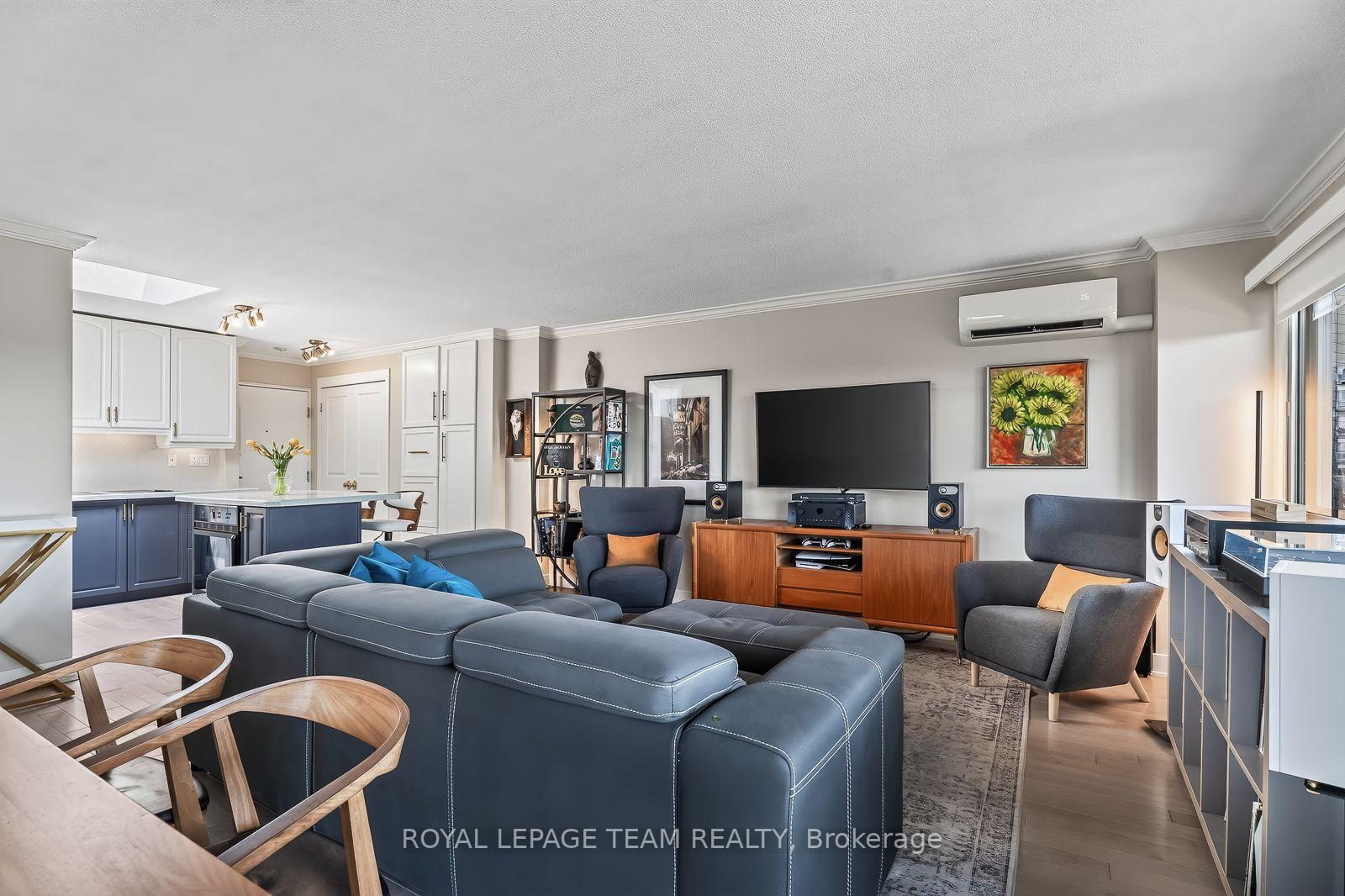 Photo 9 of Unit 1710, 40 Landry Street, Ottawa, Vanier — HOMEH