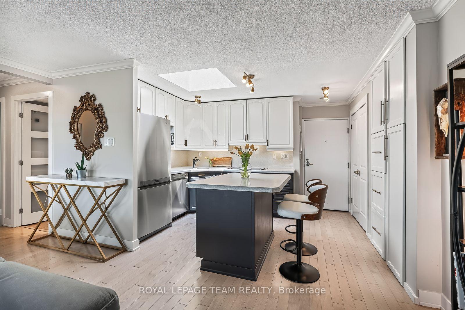 Photo 32 of Unit 1710, 40 Landry Street, Ottawa, Vanier — HOMEH