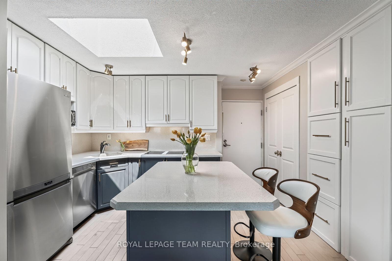 Photo 34 of Unit 1710, 40 Landry Street, Ottawa, Vanier — HOMEH