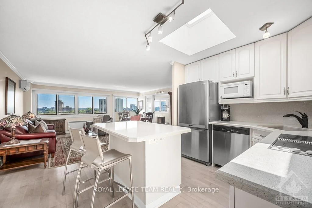 Photo 18 of Unit 1710, 40 Landry Street, Ottawa, Vanier — HOMEH