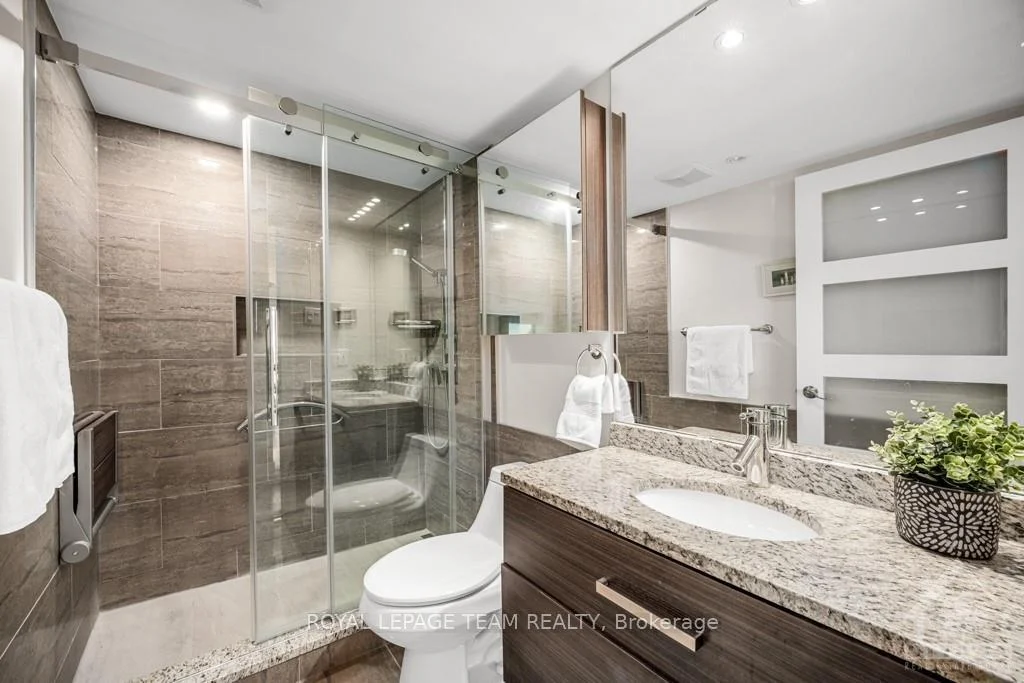 Photo 45 of Unit 1710, 40 Landry Street, Ottawa, Vanier — HOMEH