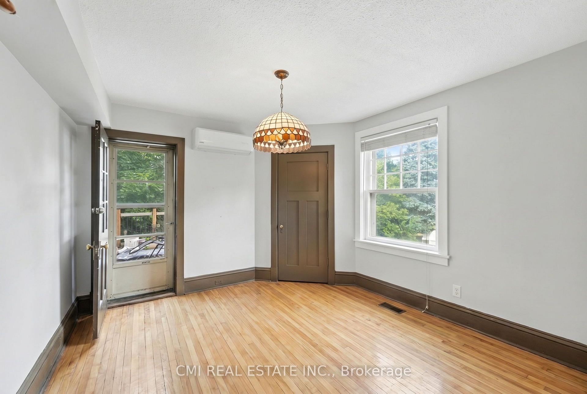Photo 12 of Unit 1, 1031 Carling Avenue, Ottawa, Civic Hospital — HOMEH