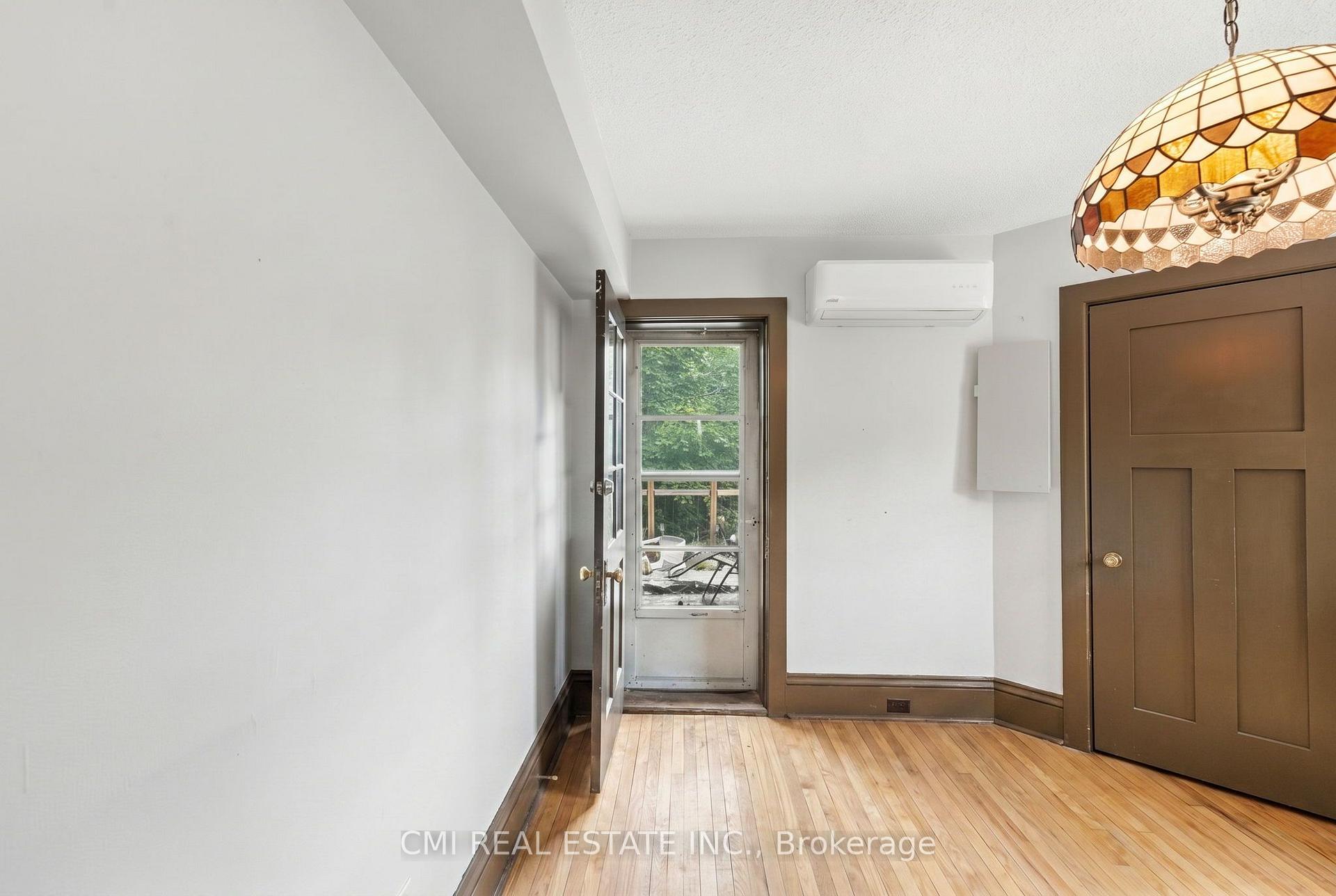 Photo 13 of Unit 1, 1031 Carling Avenue, Ottawa, Civic Hospital — HOMEH