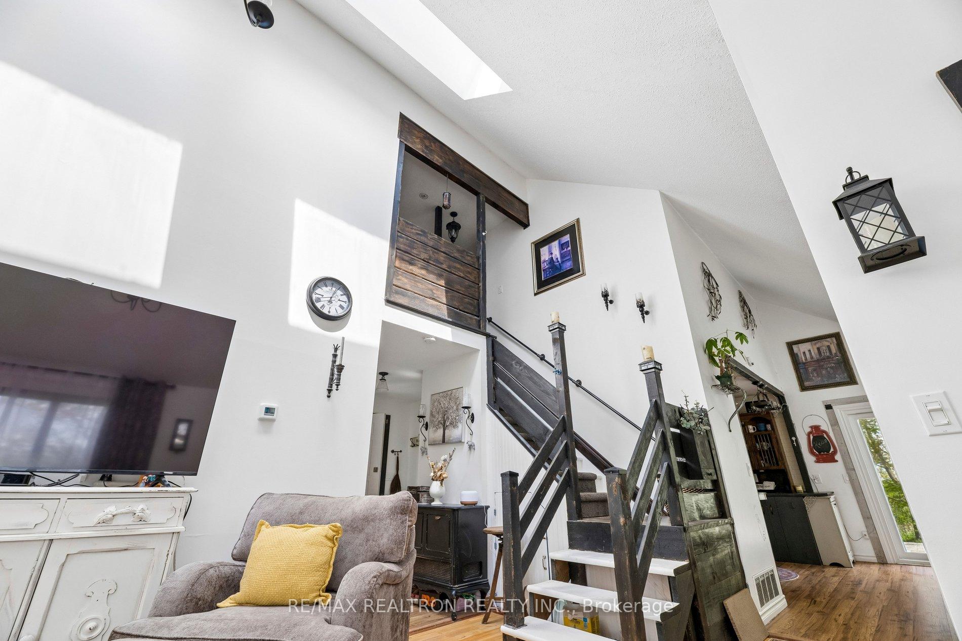 Photo 9 of 152 Settlers Road, Kawartha Lakes, Ops — HOMEH