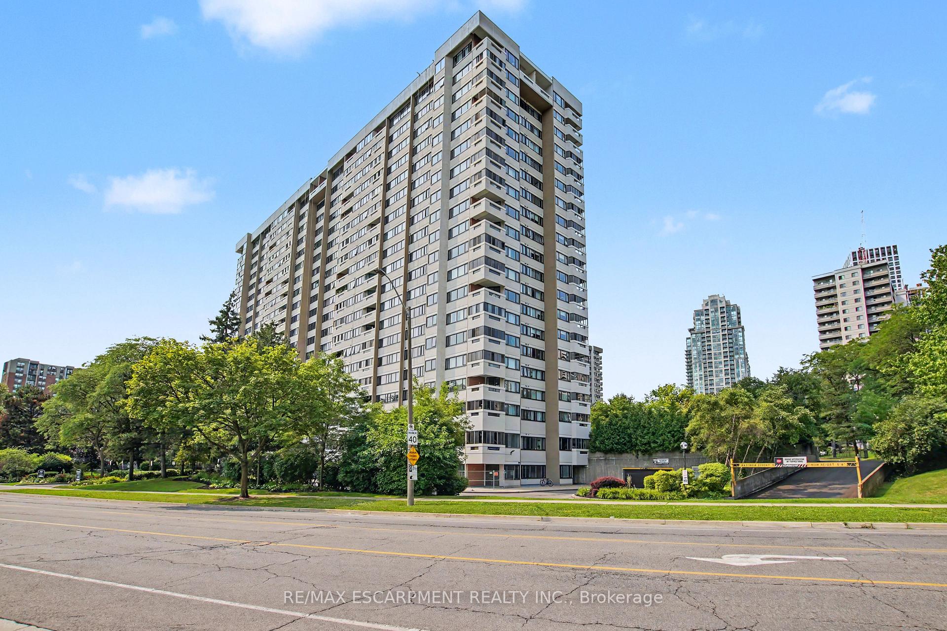 Front of Unit 1102, 1580 Mississauga Valley Boulevard