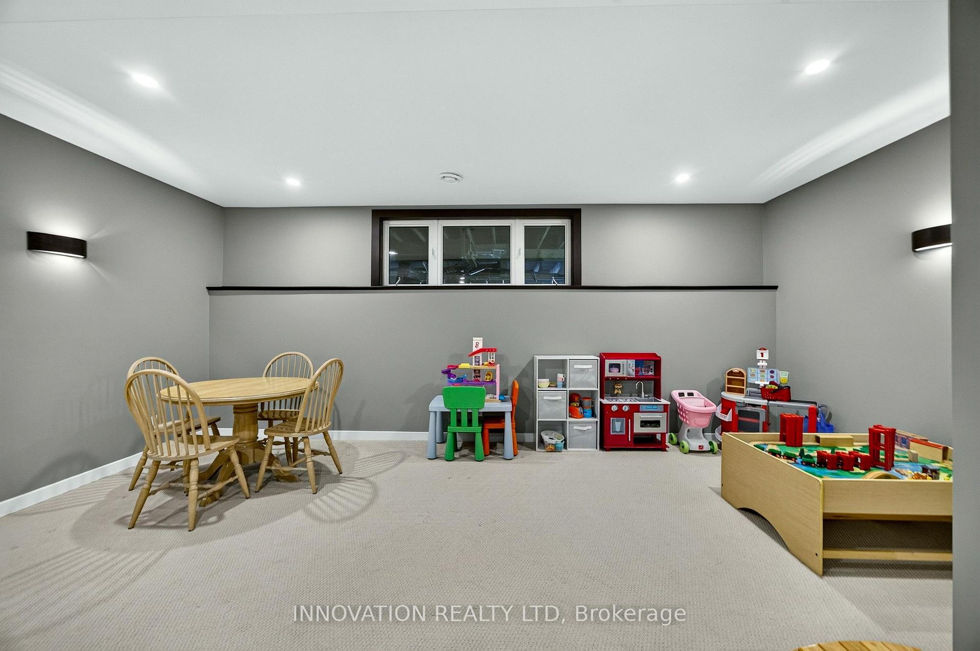 Photo 34 of 323 Silent Wood Grove, Ottawa, Huntley Ward (North West) — HOMEH