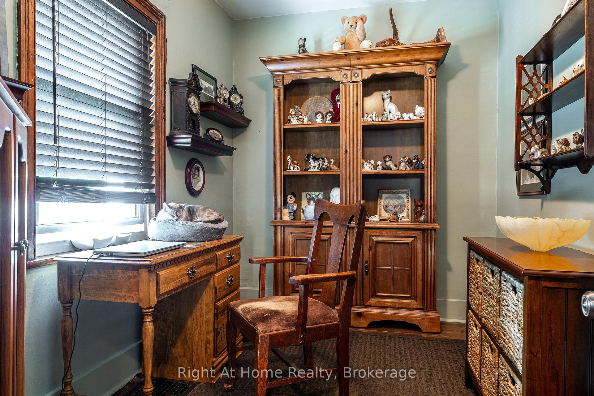 Photo 5 of 302 Huron Street, Stratford — HOMEH