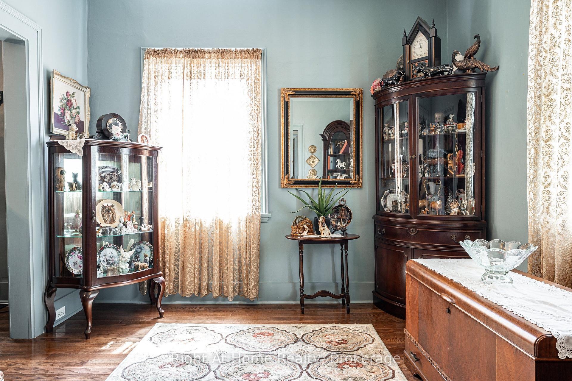 Photo 6 of 302 Huron Street, Stratford — HOMEH