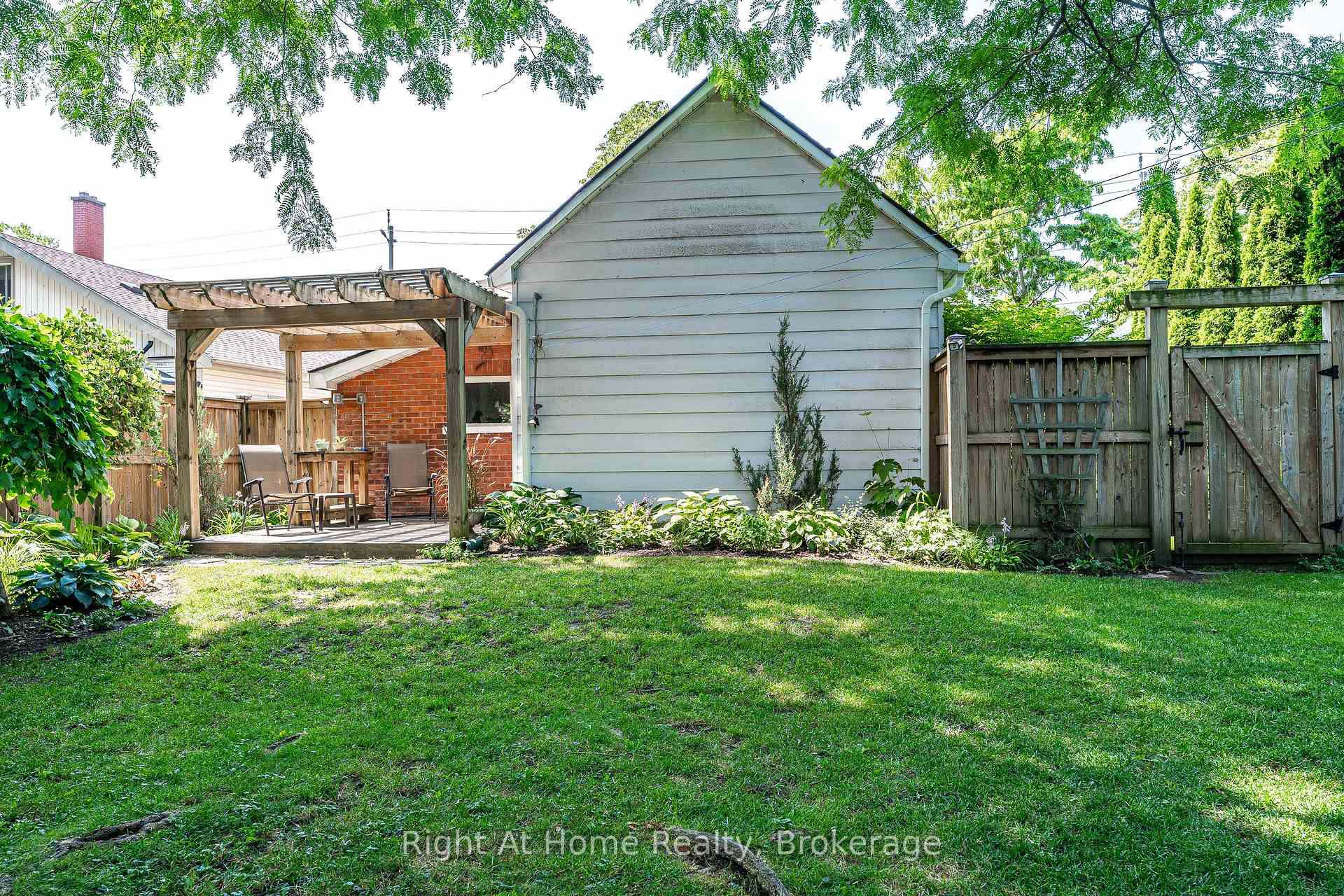 Photo 27 of 302 Huron Street, Stratford — HOMEH