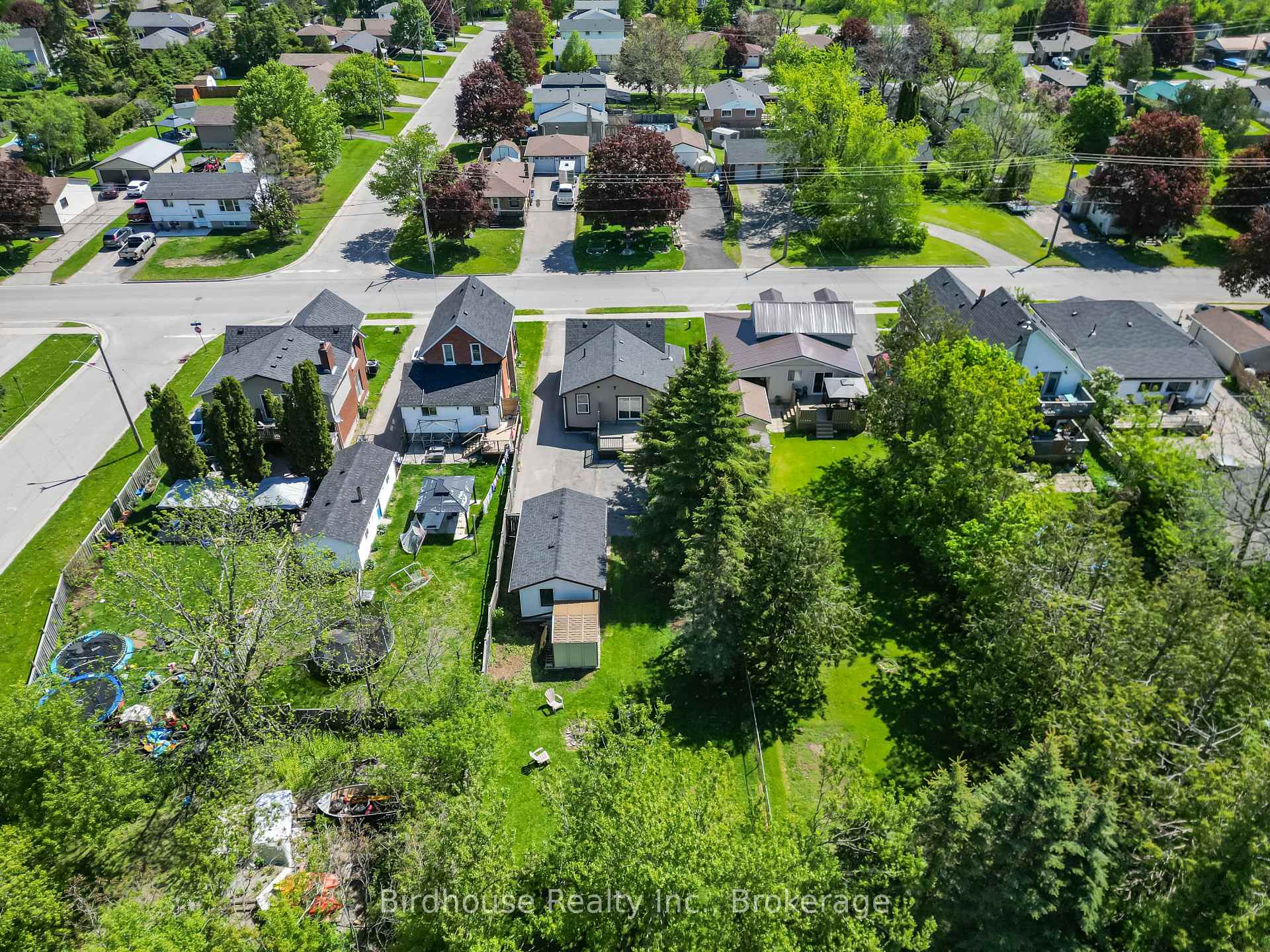 Photo 30 of 195 William Street N, Kawartha Lakes, Lindsay — HOMEH