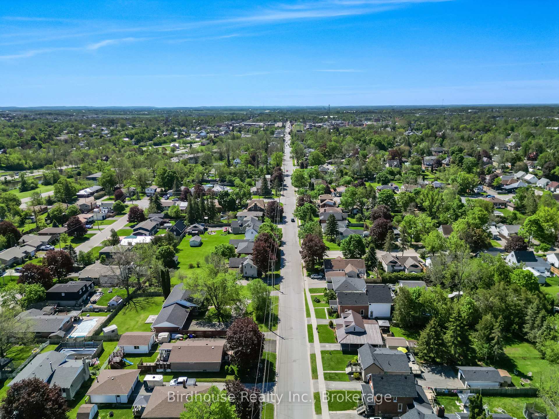 Photo 33 of 195 William Street N, Kawartha Lakes, Lindsay — HOMEH