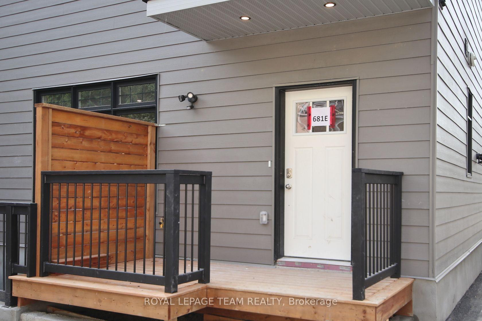 Photo 2 of Unit D, 304 Lanark Avenue, Ottawa, Westboro North — HOMEH