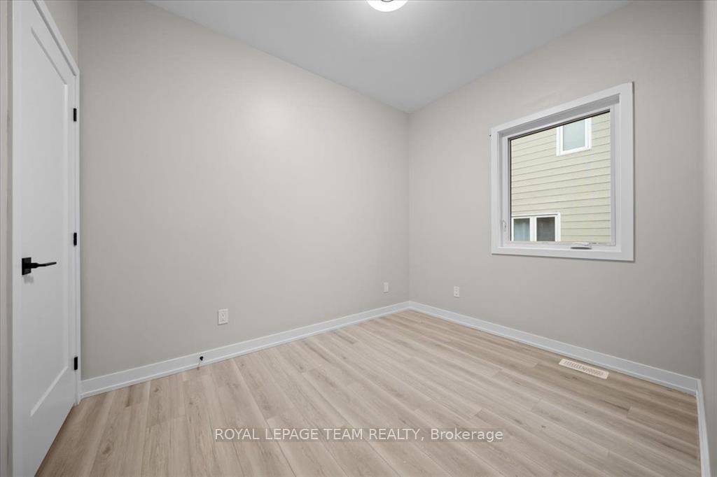 Photo 18 of Unit D, 304 Lanark Avenue, Ottawa, Westboro North — HOMEH