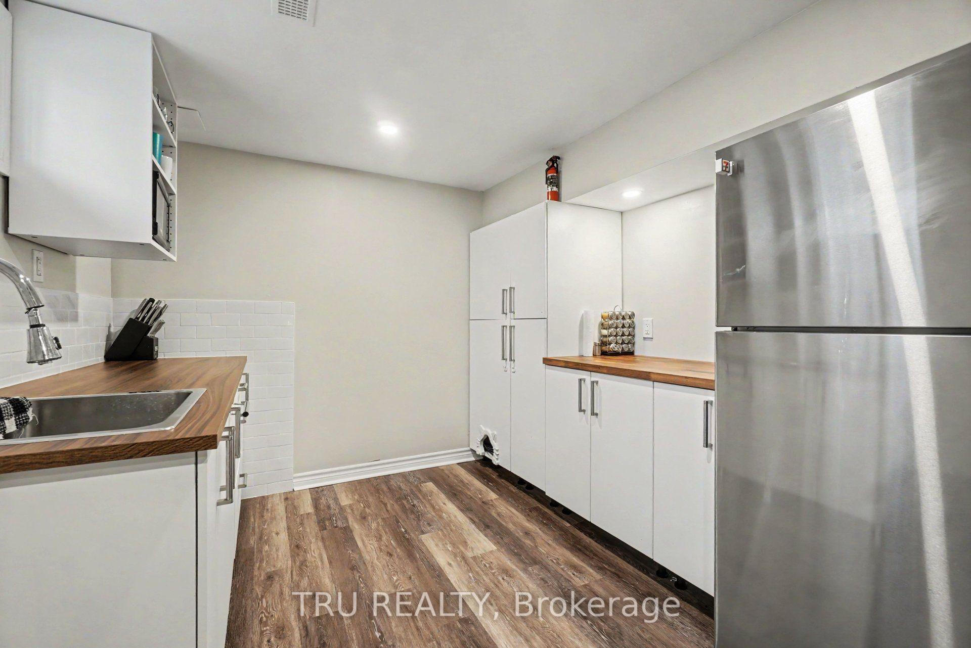 Photo 19 of 1275 Woodside Drive, Ottawa, Copeland Park — HOMEH