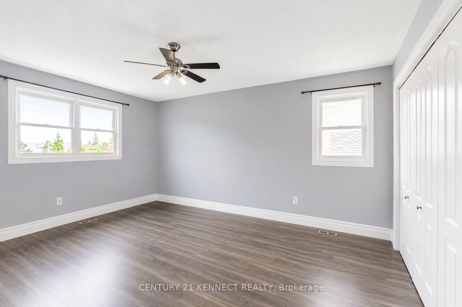 Photo 9 of 4 Somerset Drive, Brampton, Heart Lake West — HOMEH