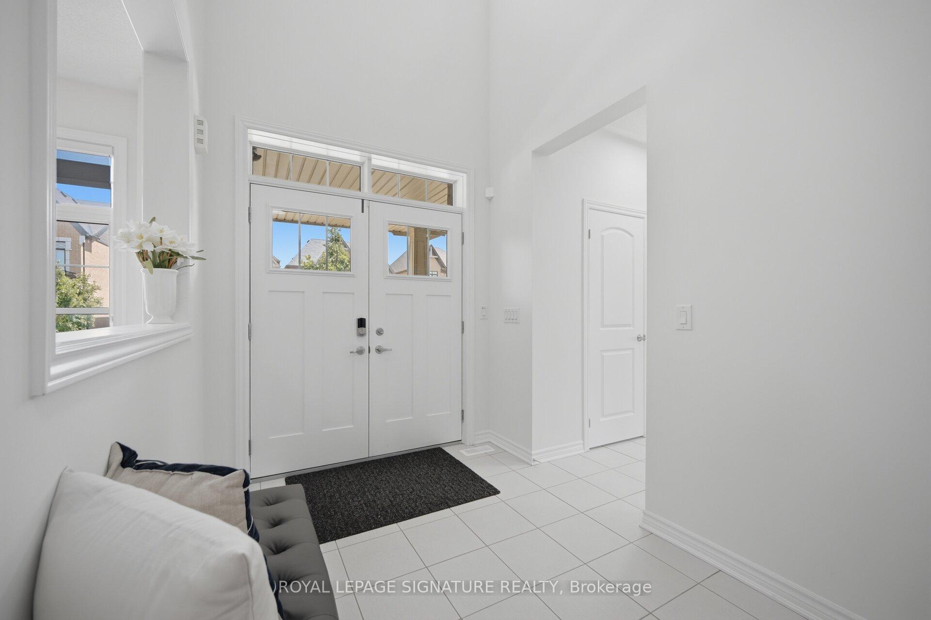 Photo 4 of 60 Lofthouse Drive, Whitby, Rolling Acres — HOMEH