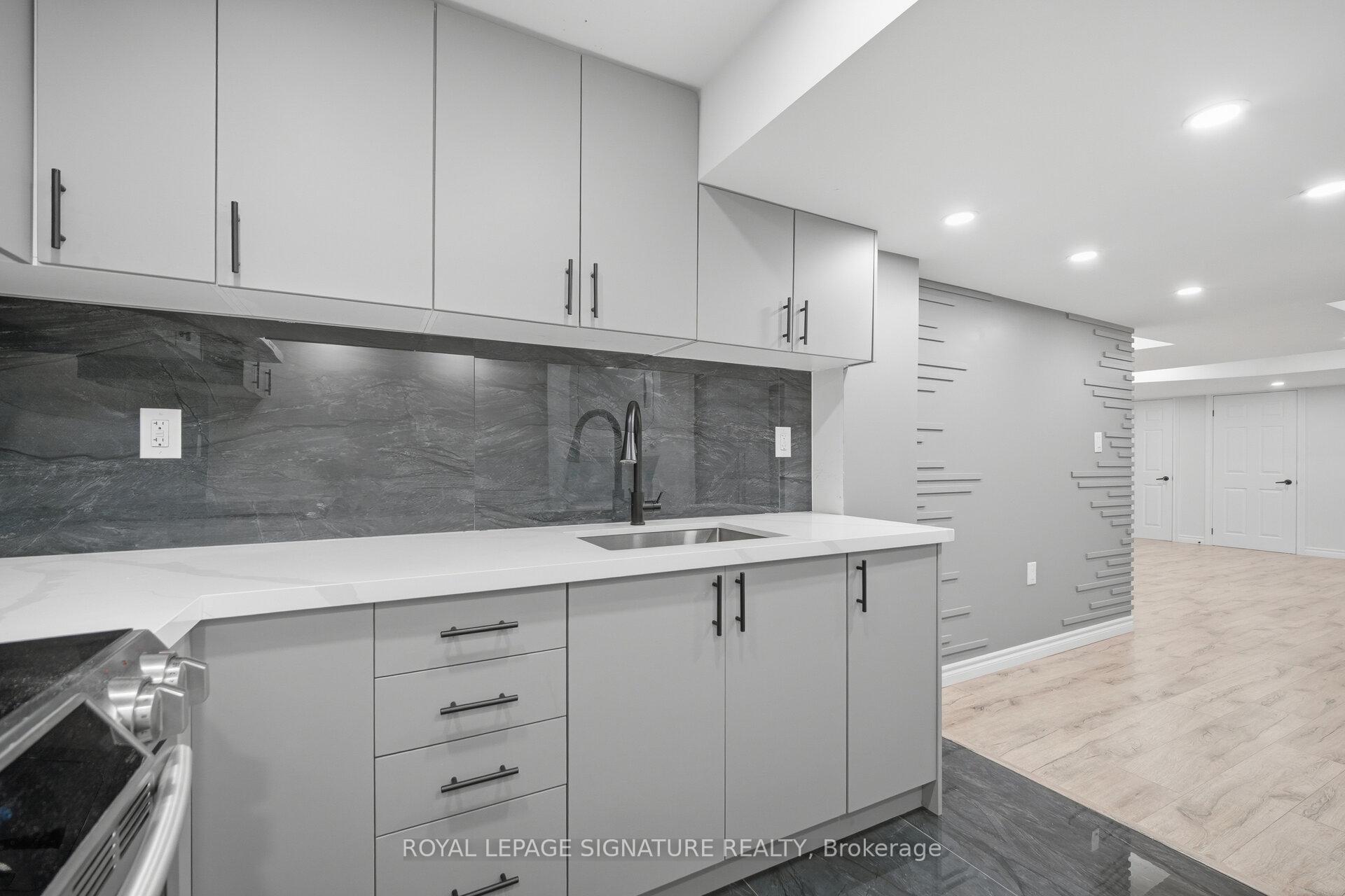 Photo 28 of 60 Lofthouse Drive, Whitby, Rolling Acres — HOMEH