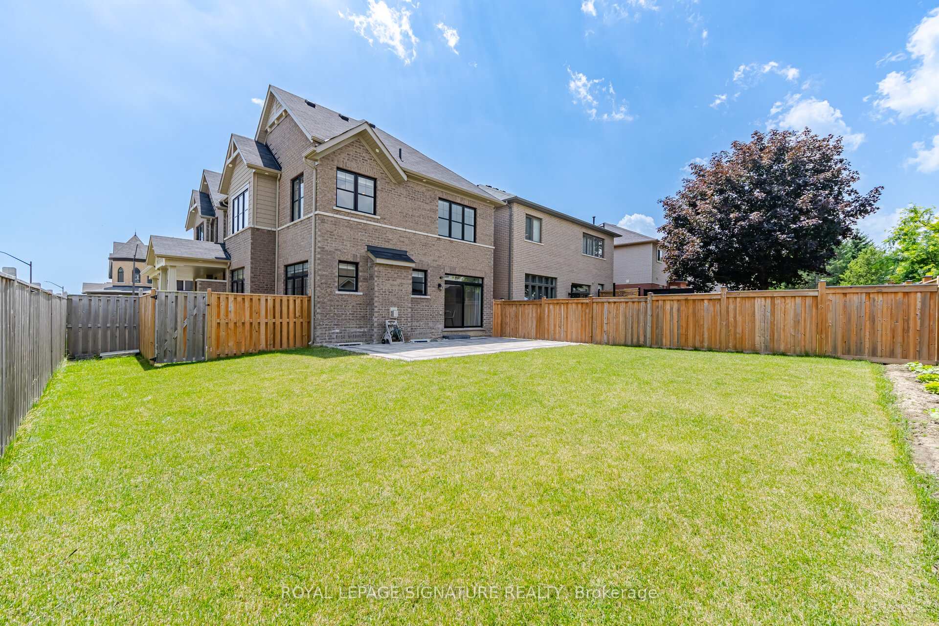 Photo 33 of 60 Lofthouse Drive, Whitby, Rolling Acres — HOMEH
