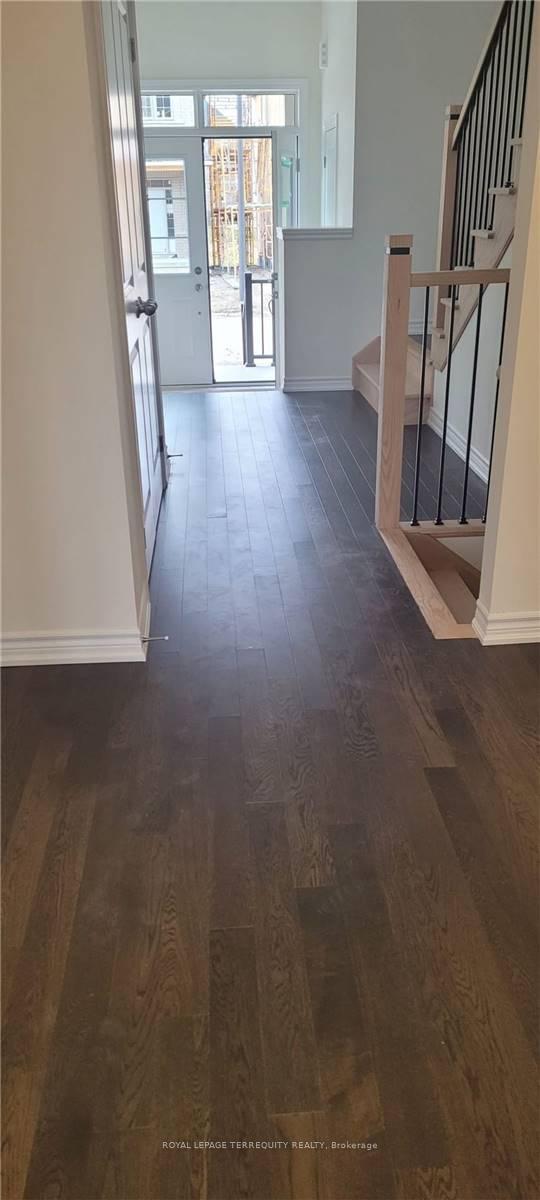 Photo 4 of 1077 Skyridge Boulevard, Pickering, Rural Pickering — HOMEH