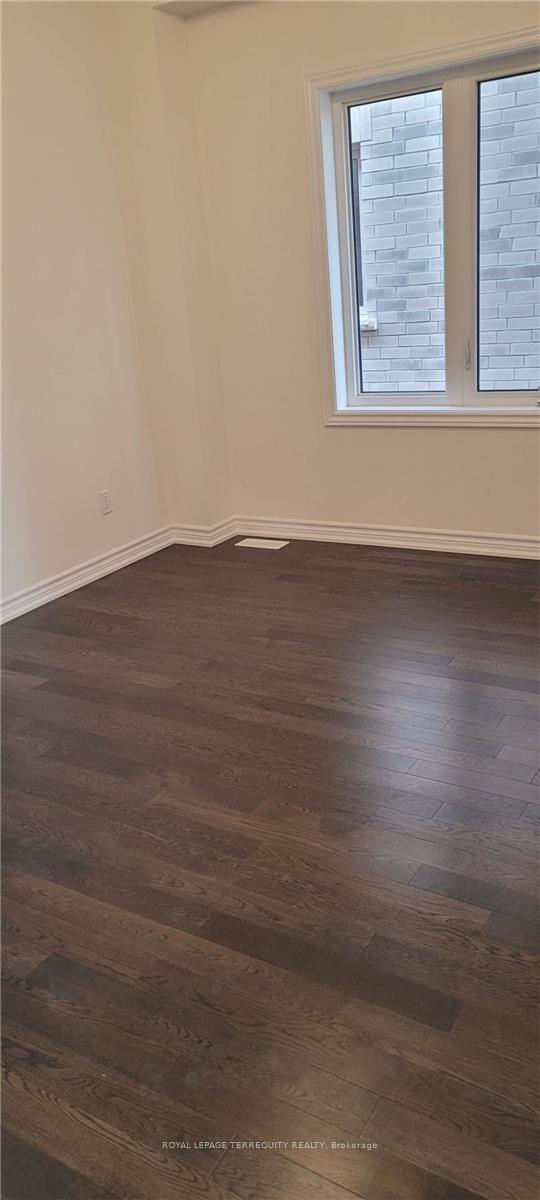 Photo 10 of 1077 Skyridge Boulevard, Pickering, Rural Pickering — HOMEH