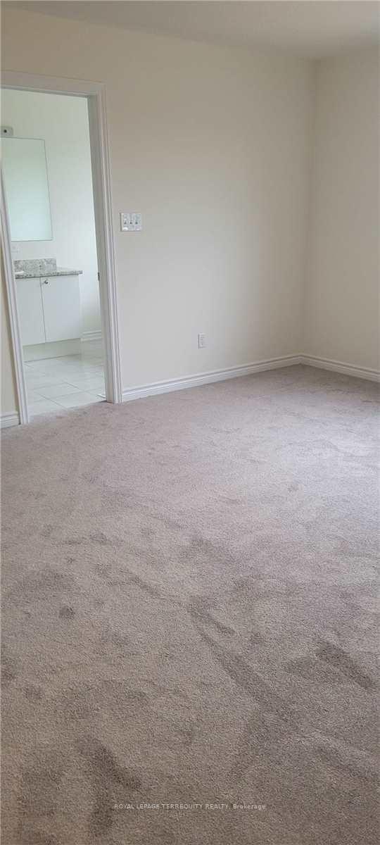 Photo 23 of 1077 Skyridge Boulevard, Pickering, Rural Pickering — HOMEH