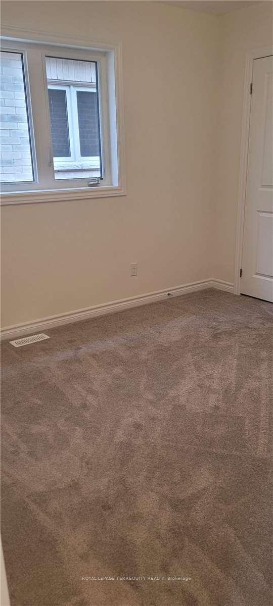Photo 24 of 1077 Skyridge Boulevard, Pickering, Rural Pickering — HOMEH
